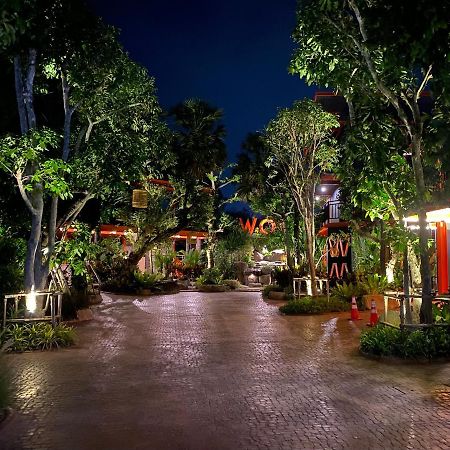 Wow Phuket Hotel ภายนอก รูปภาพ