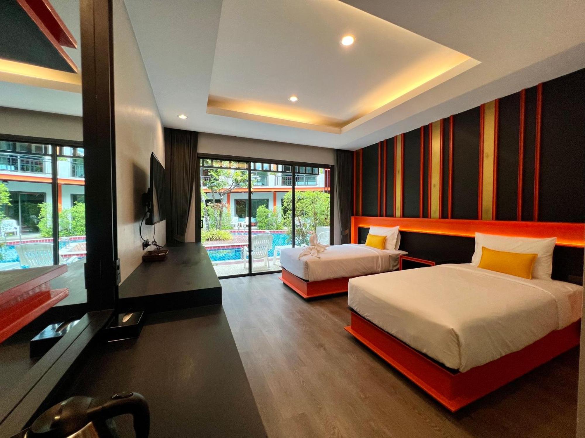 Wow Phuket Hotel ภายนอก รูปภาพ